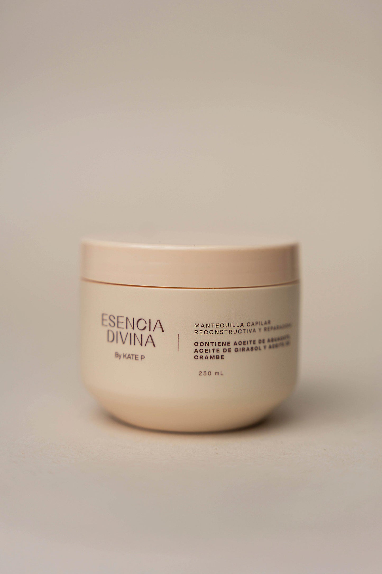 ESSENTIAL HAIR CARE KIT- ESENCIA DIVINA